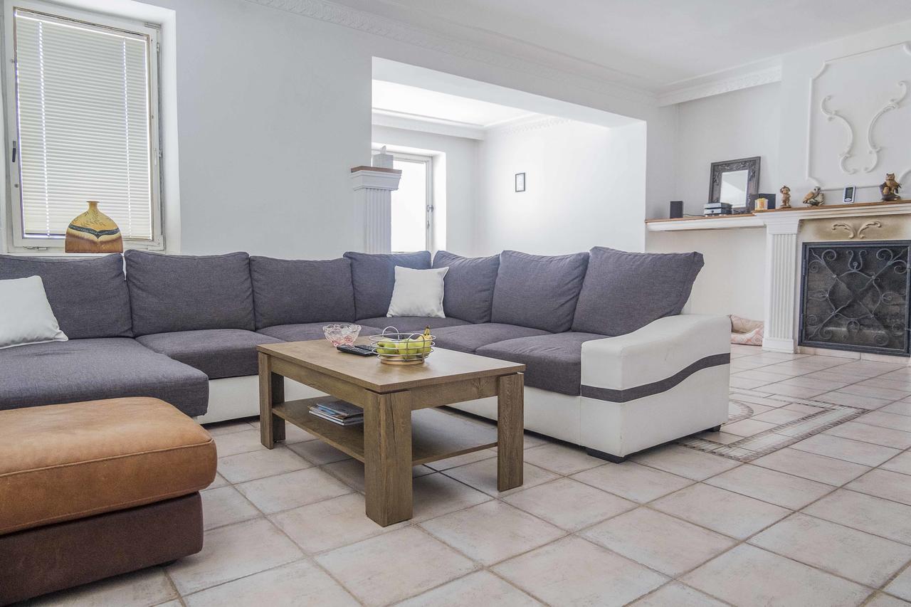 Castle Village Apartment Krasnohorske Podhradie Ngoại thất bức ảnh